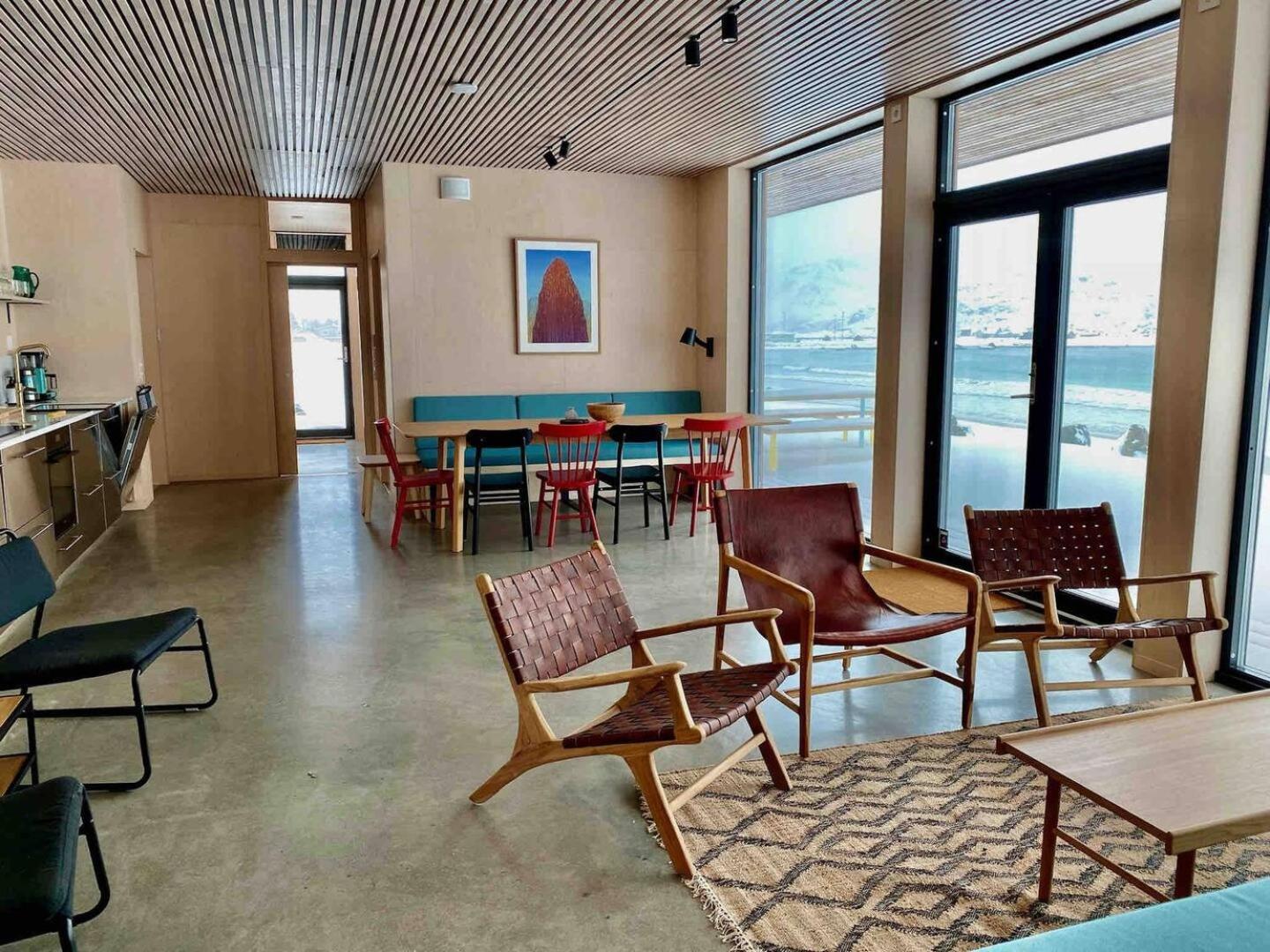 Exclusive Beach House Ramberg - Your Private Oasis Εξωτερικό φωτογραφία